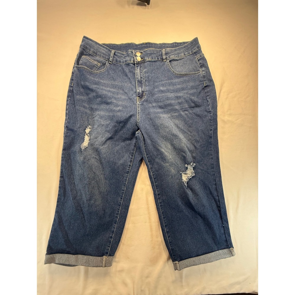 SHEIN Curve Womens 4XL Blue Denim Capris Distressed Ripped Cuffed Cropped Jeans